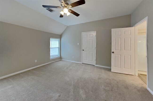 Building Photo - 1343 Edenderry Ln