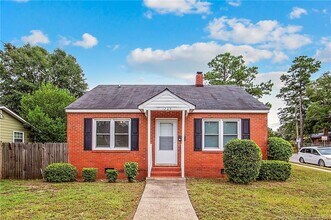Building Photo - 1203 Turnpike Rd