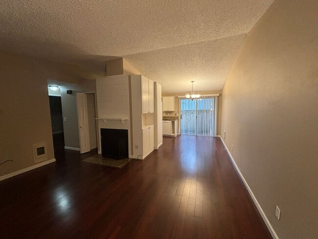 Foto del edificio - 2 bedroom condo in Southwest Portland