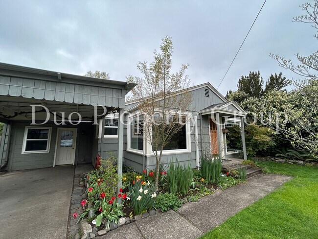 Photo - Charming West Eugene Home with Large Yard
