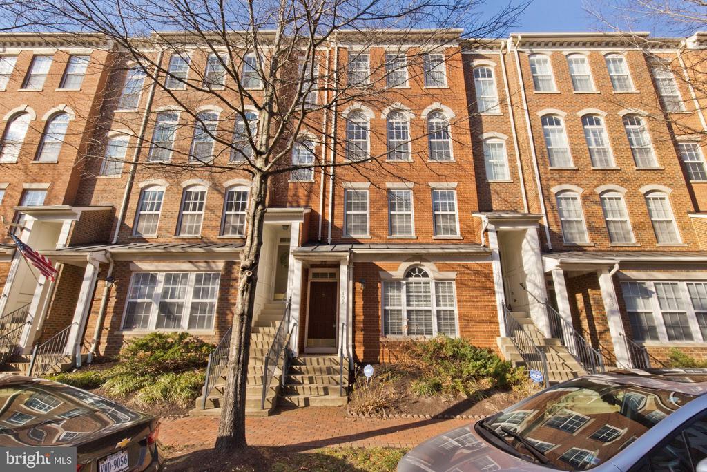 Foto del edificio - 409 Cameron Station Blvd