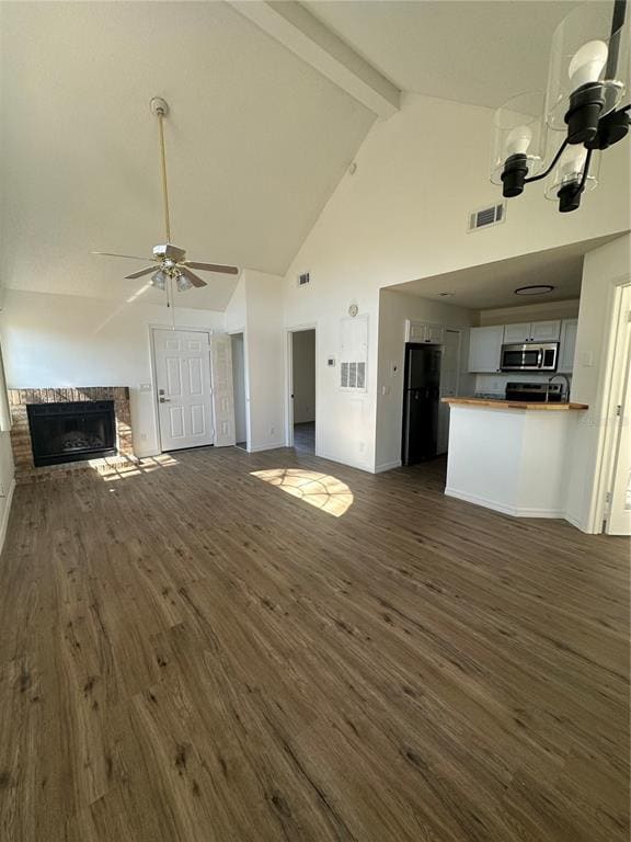 Foto del edificio - 624 Cambridge Way