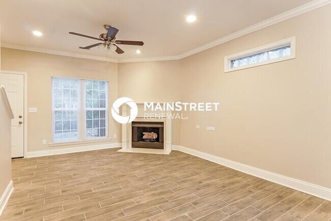 Foto del edificio - 4 Bedroom Pet-Friendly Home in Birmingham, AL with Main Street Renewal