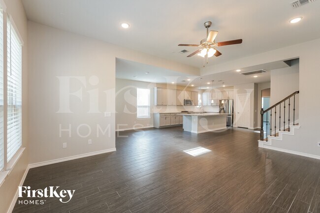 Foto del edificio - 9714 Birdsnest Ct