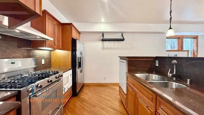 Foto del edificio - Contemporary Upper Broadway Terrace Four B...
