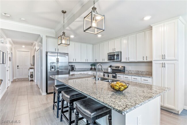 Building Photo - 43010 Greenway Blvd