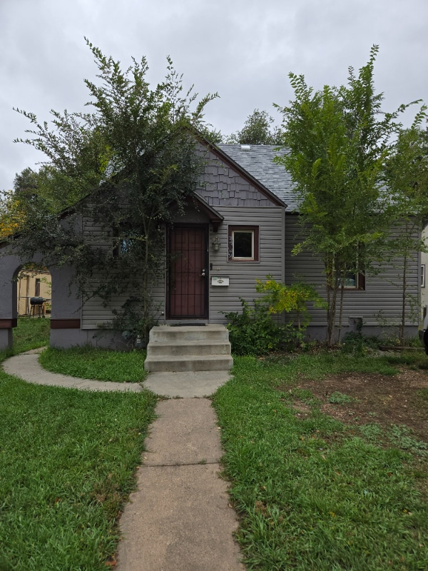 Building Photo - 309 S Shields St