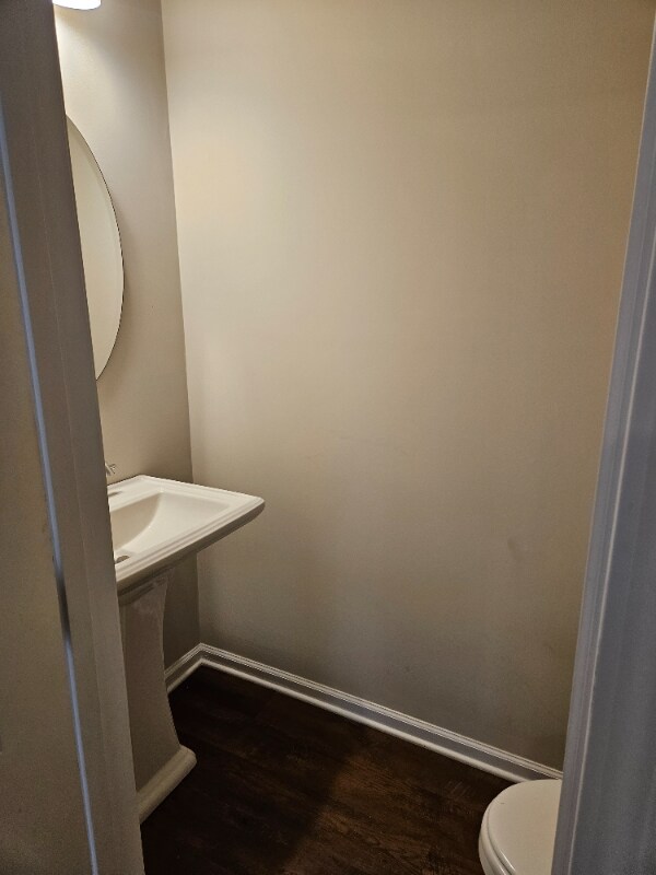 Foto del edificio - 131 Hunters Grove Dr