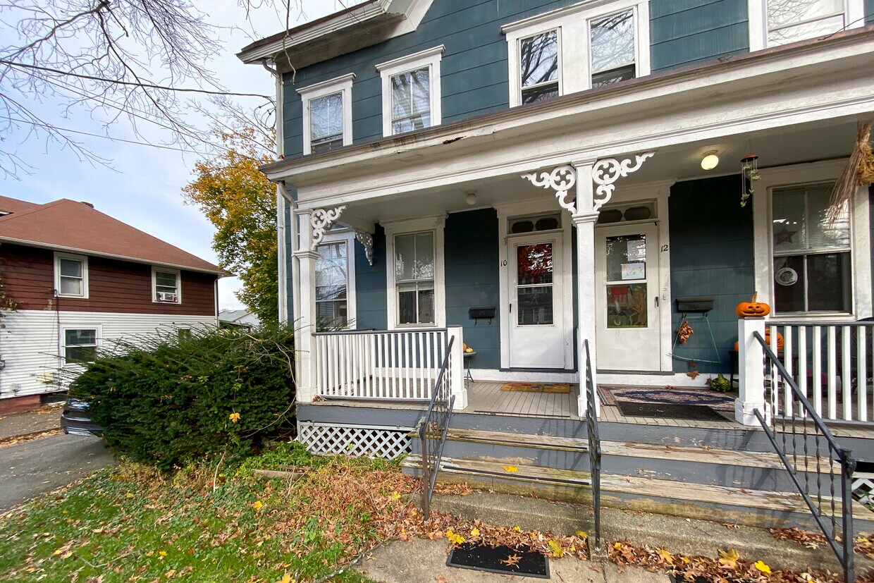 10 Princeton Ave, Hopewell, NJ 08525 House Rental in Hopewell, NJ