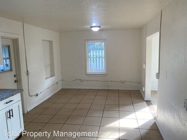 Foto del edificio - 2 br, 1 bath House - 1404 N. Hall St.