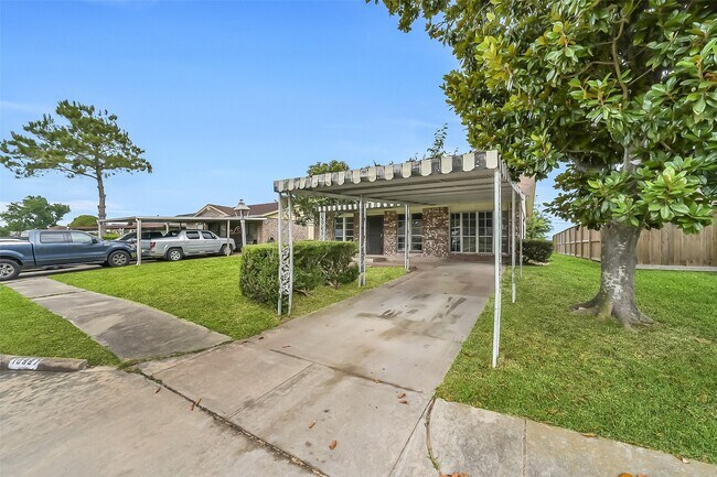 Foto del edificio - 10987 Fairland Dr
