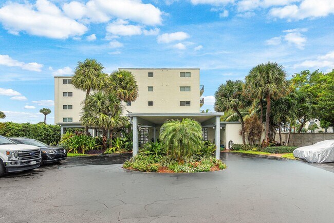 Foto del edificio - 1206 S Lake Dr