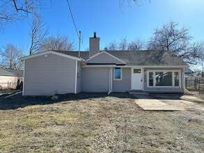 Building Photo - 1200 Lewis Ave