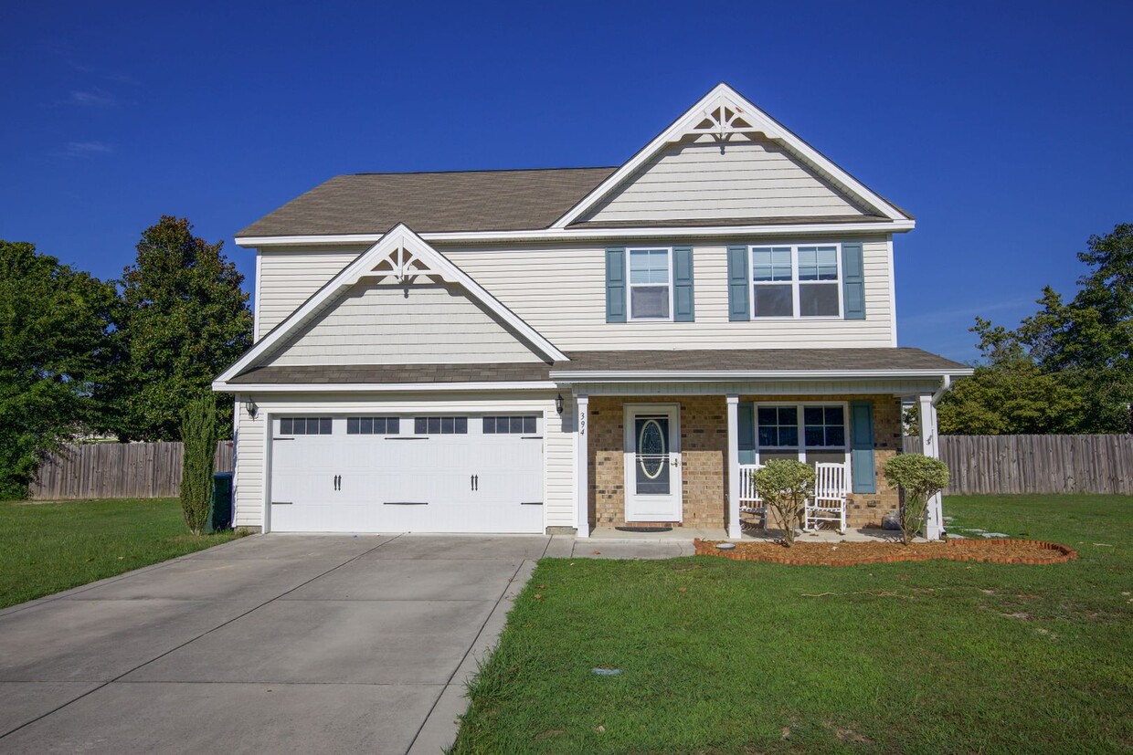 Primary Photo - 4 Bedroom, 2.5 Bathroom Home in Aberdeen, NC