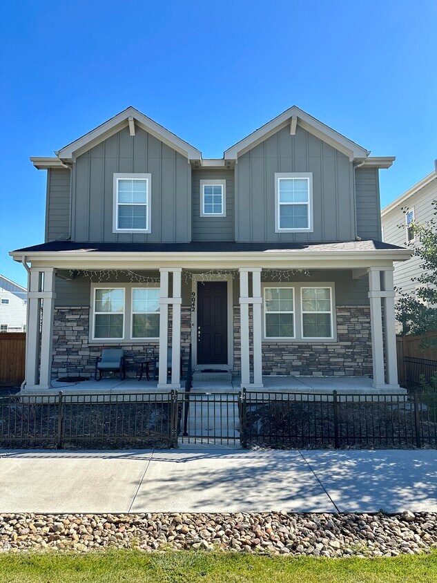 Primary Photo - 9042 W 100th Way