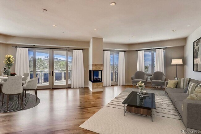Main living area. - 2801 Pennsylvania Ave