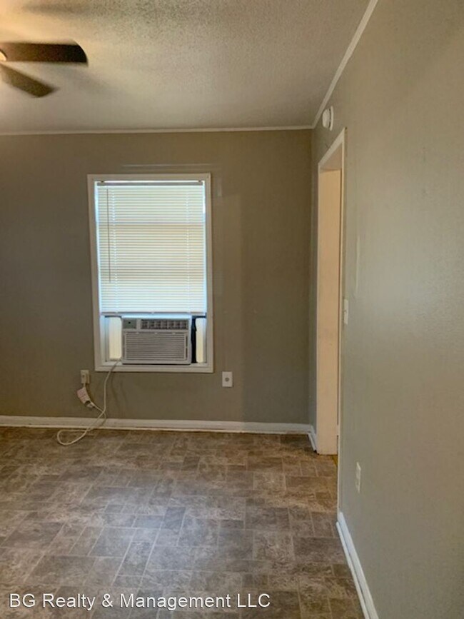 Foto del edificio - 1 br, 1 bath House - 710 N 1st Ave