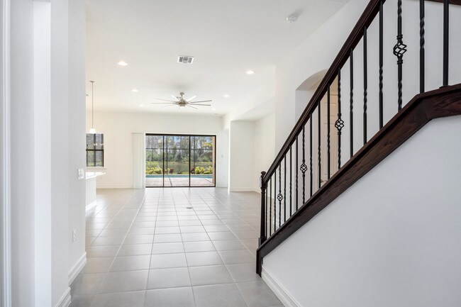 Building Photo - 16324 Aberdeen Way