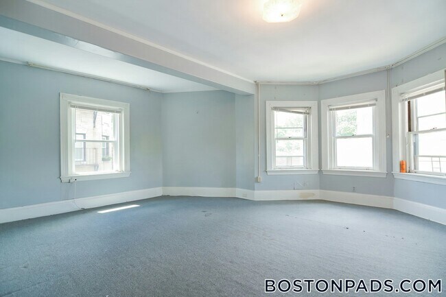 Foto del edificio - 923 Beacon St