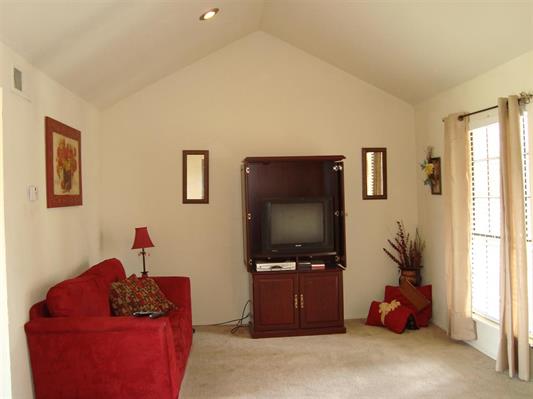 Building Photo - 6045 Alpine Cir