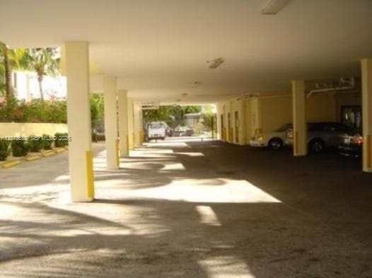 Foto del edificio - 6937 Bay Dr