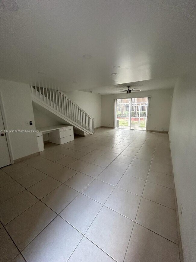 Building Photo - 1485 Veracruz Ln