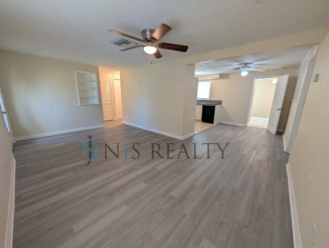 Foto del edificio - 3814 Linkwood St