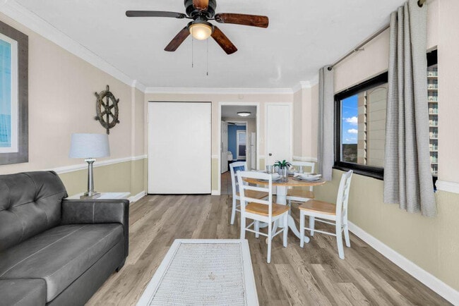Building Photo - 2500 N Ocean Blvd