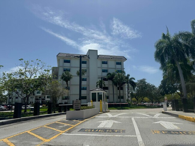 Foto del edificio - 1350 River Reach Dr