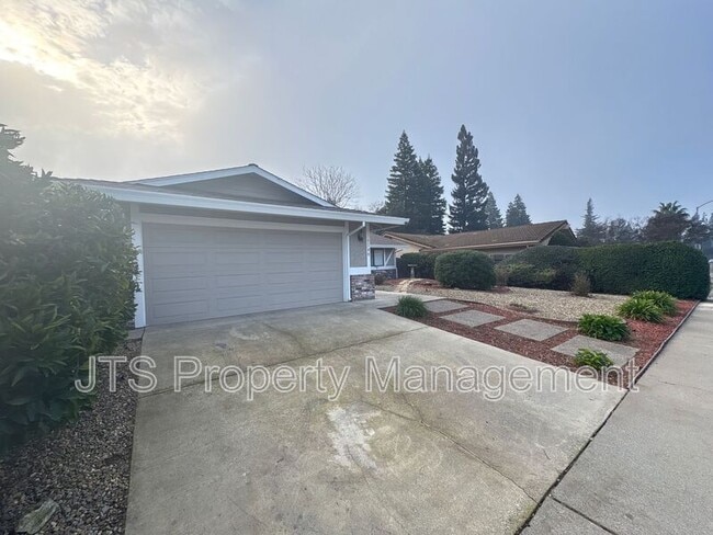 Building Photo - 5140 Linda Lou Dr