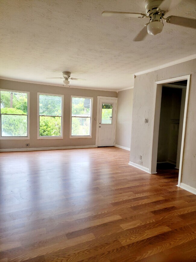 Living Room - 1409 14th St