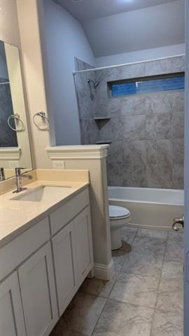 Building Photo - 566 Westwood Way Dr