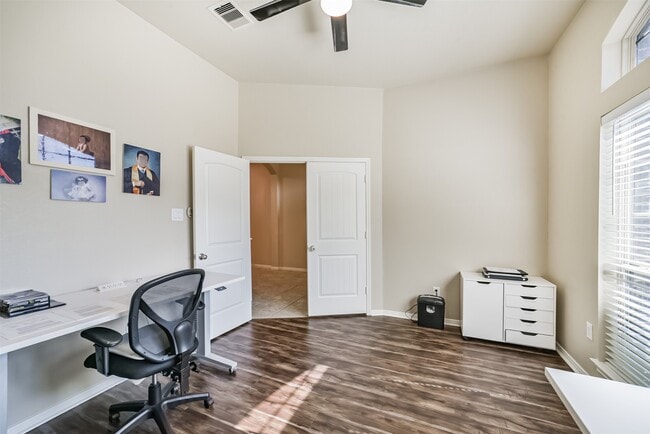 Foto del edificio - 18626 Hailey Paige Dr
