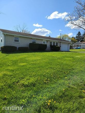 Primary Photo - 3 br, 1 bath House - 4290 Carlisle Pike