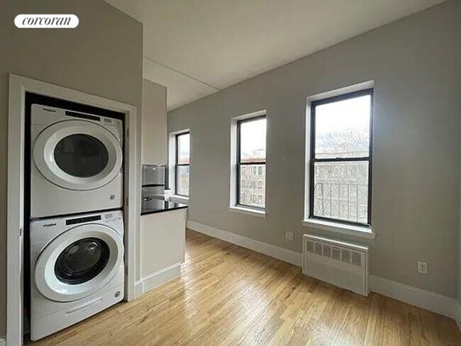 Foto del edificio - 464 Prospect Pl