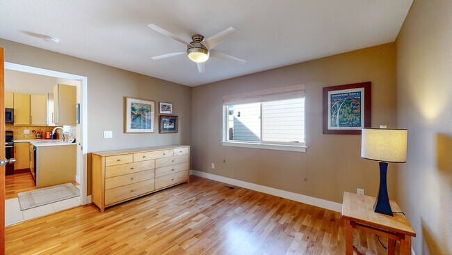 Building Photo - 2809 W 52nd Ave