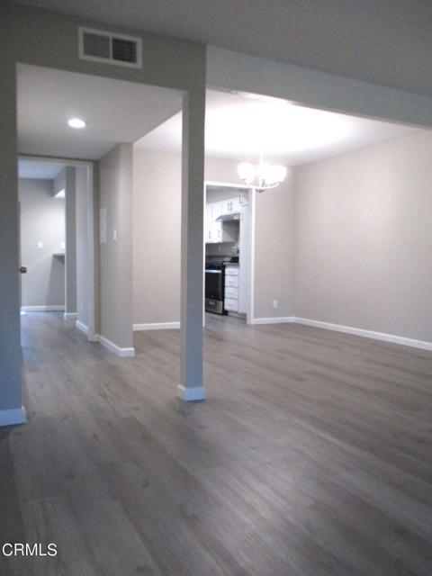 Foto del edificio - 375 W Walnut St