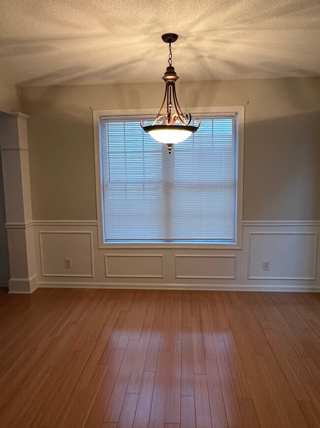 Building Photo - 125 Mountain Laurel Way