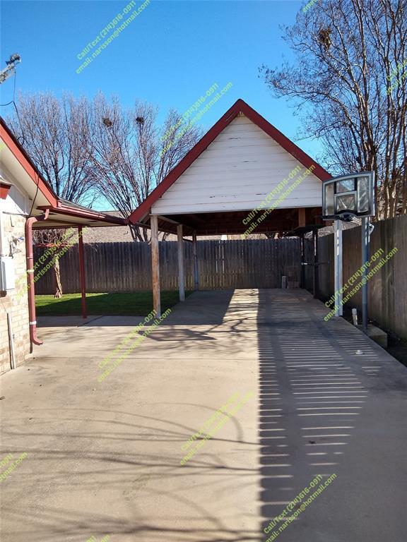 Building Photo - 2916 Woodbridge Dr