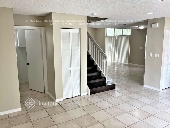 Foto del edificio - 16605 NW 10th St