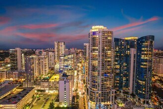 Building Photo - 100 E Las Olas Blvd