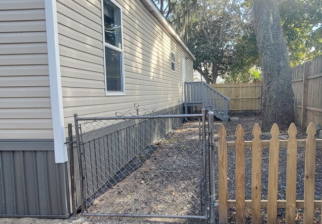 Patio trasero - 2818 Jacob Ave