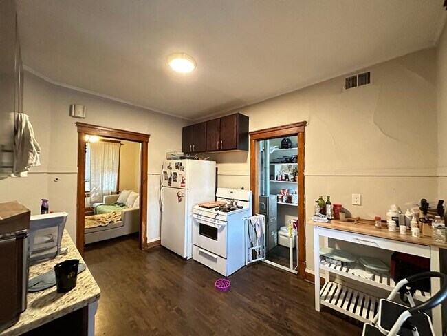 Foto del edificio - 3608 W Grace St