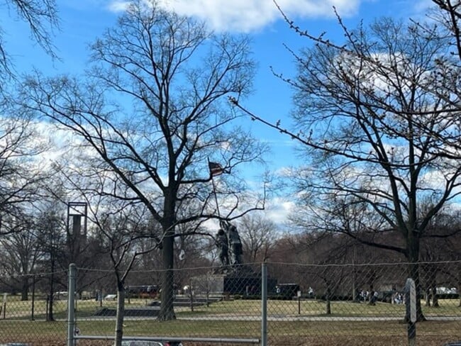 View of Iwo Jima Memorial from balcony - 1111 Arlington Blvd
