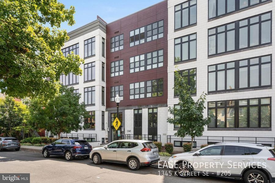 Foto principal - 1345 K St SE