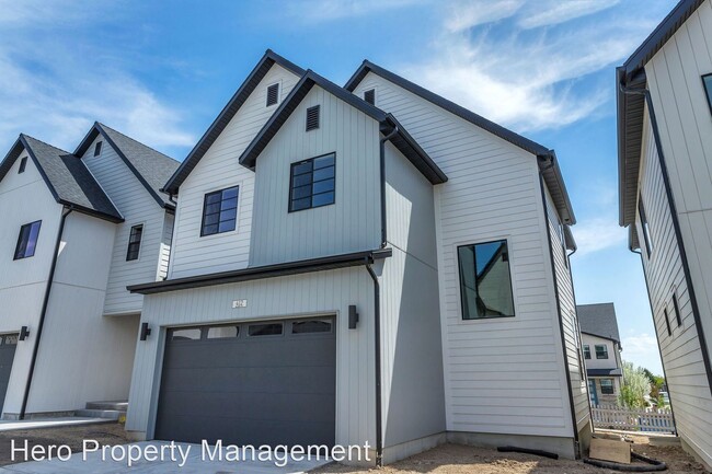 Foto del edificio - 3 br, 2.5 bath House - 412 West 3050 North,