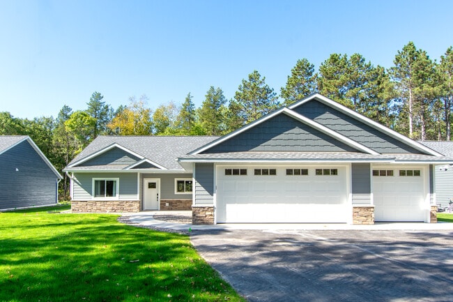 Building Photo - 11533 Forestview Dr S