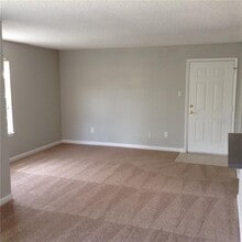 Building Photo - 3716 Idlebrook Cir