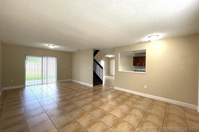 Foto del edificio - 18118 SW 154 Ct