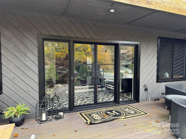 Foto del edificio - 210 Hargett Ct